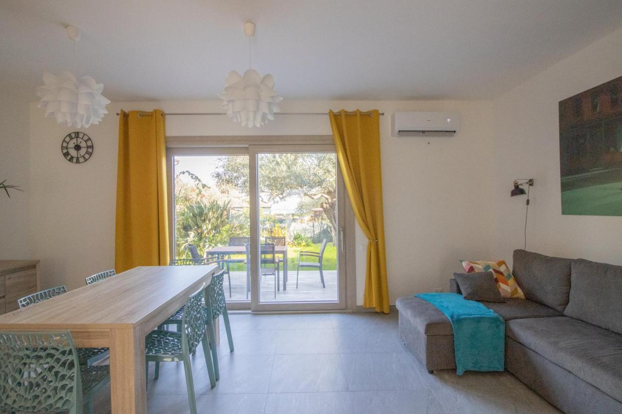 Domek Villa A 100Mt Dalla Spiaggia Capoterra Bagian luar foto