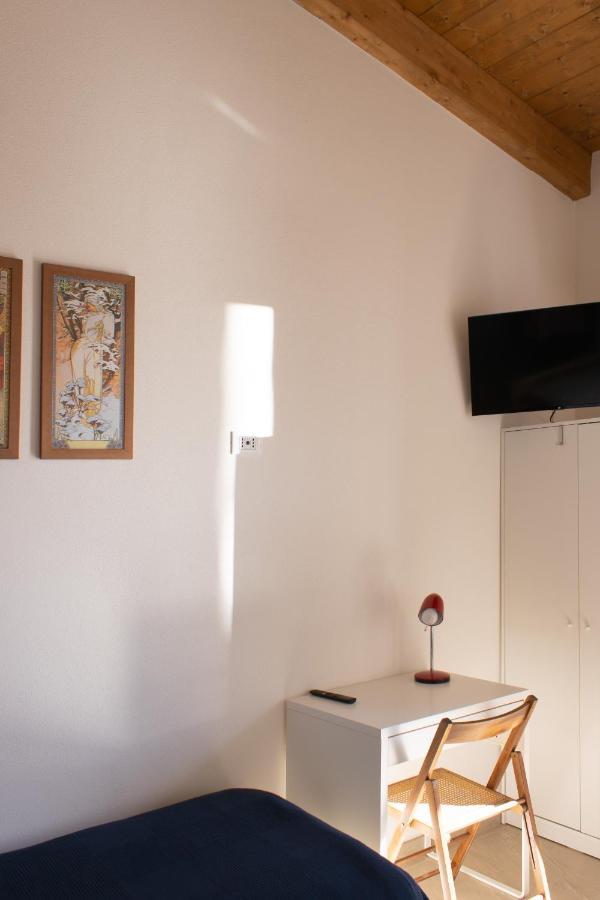 Domek Villa A 100Mt Dalla Spiaggia Capoterra Bagian luar foto